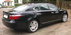 Lexus LS600hL HR